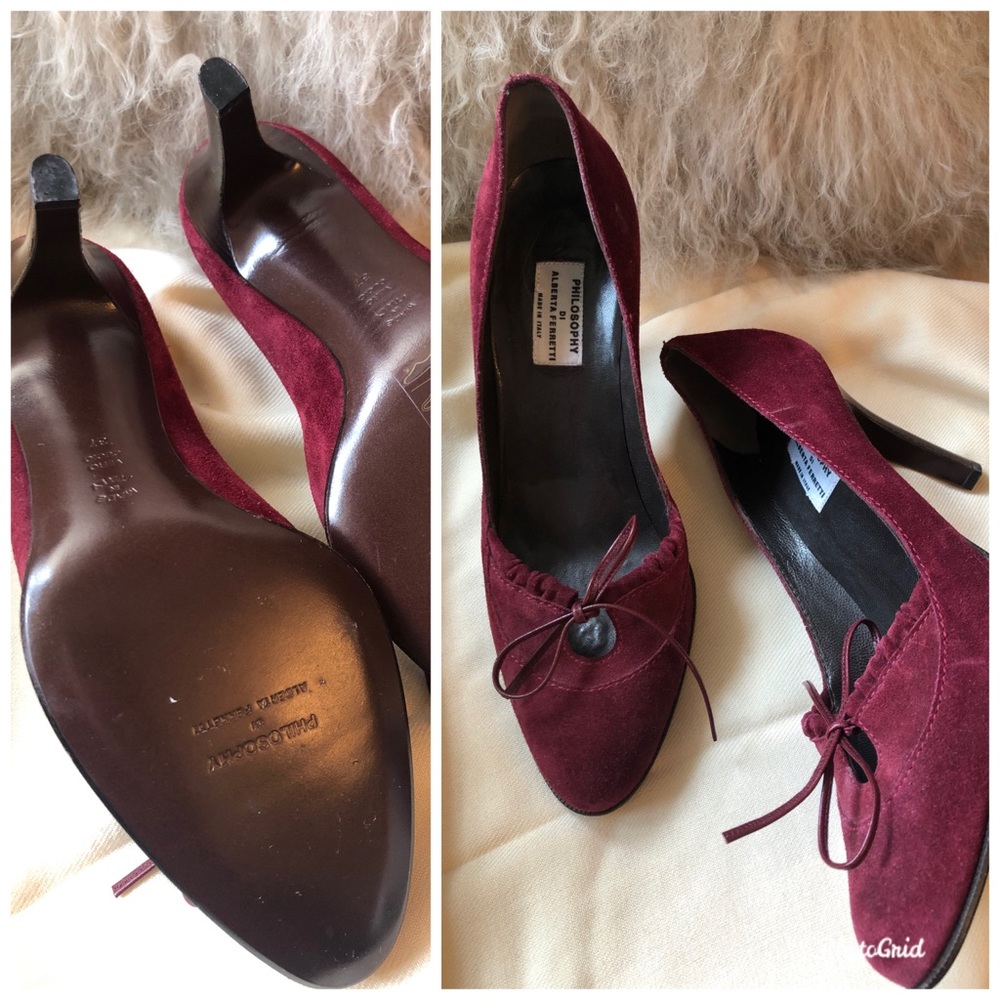 Burgundy suede Italian pump